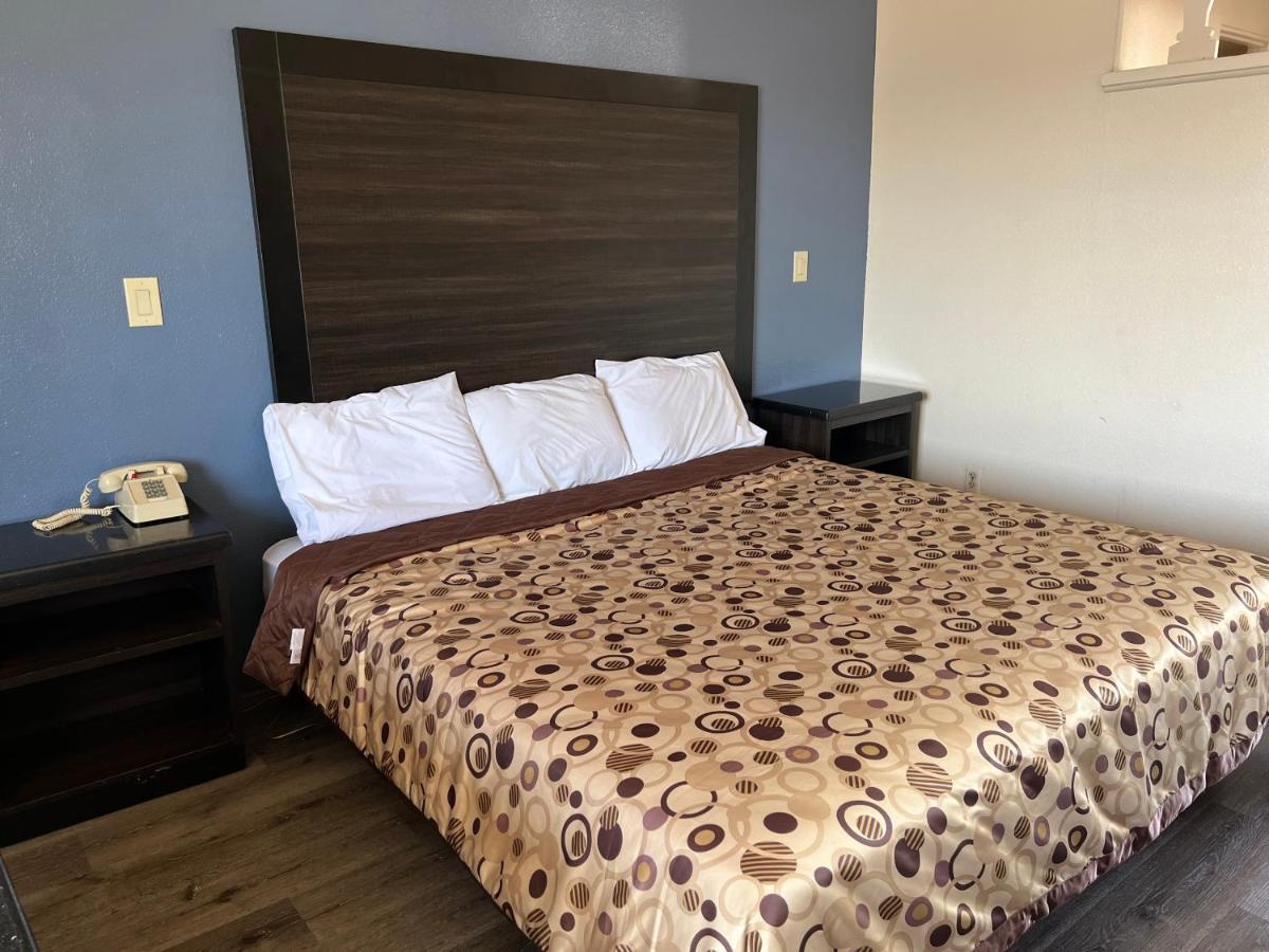 Economy Inn Fresno Extérieur photo