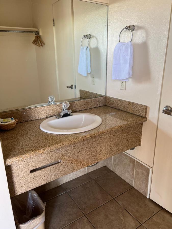 Economy Inn Fresno Extérieur photo