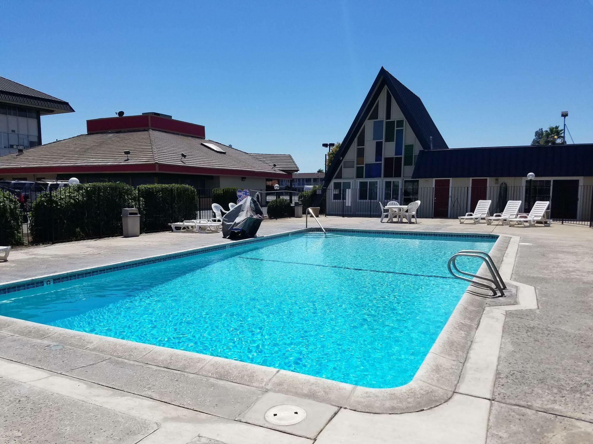 Economy Inn Fresno Extérieur photo