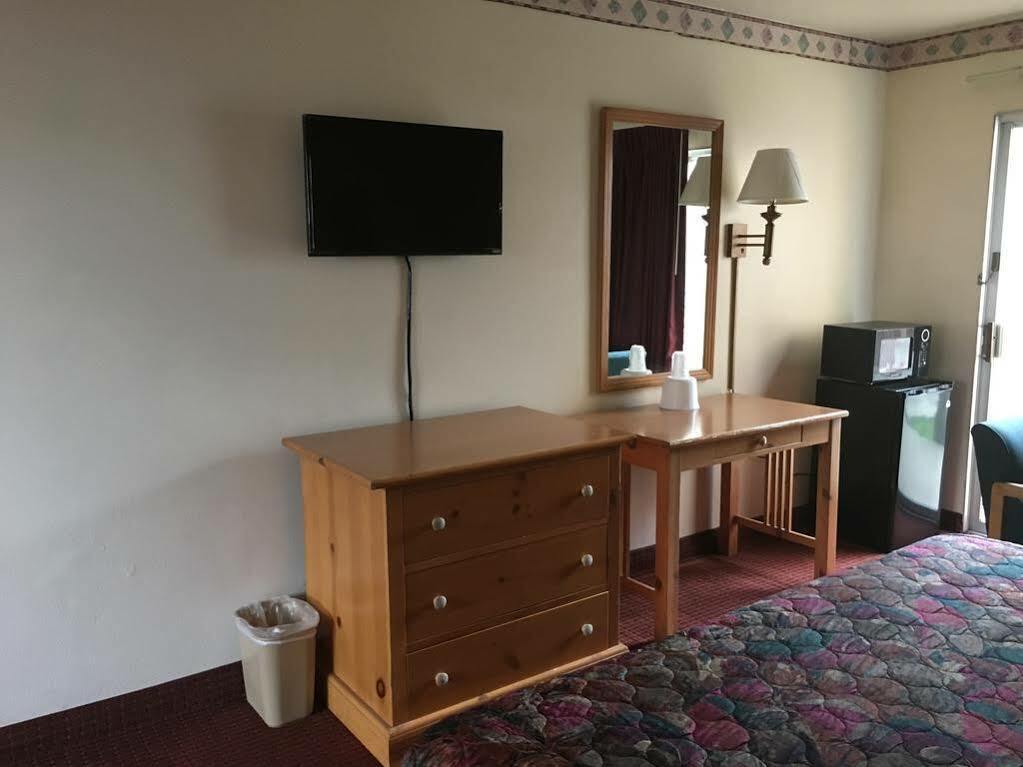 Economy Inn Fresno Extérieur photo